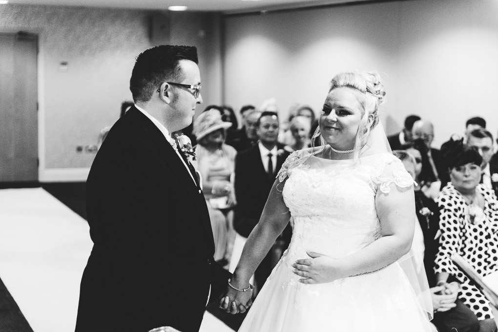  - WEB-GibbWedding-035.jpg